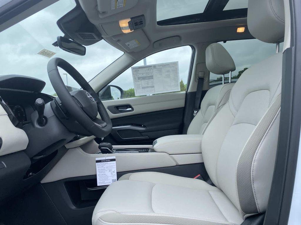 new 2026 Nissan Pathfinder car, priced at $44,542