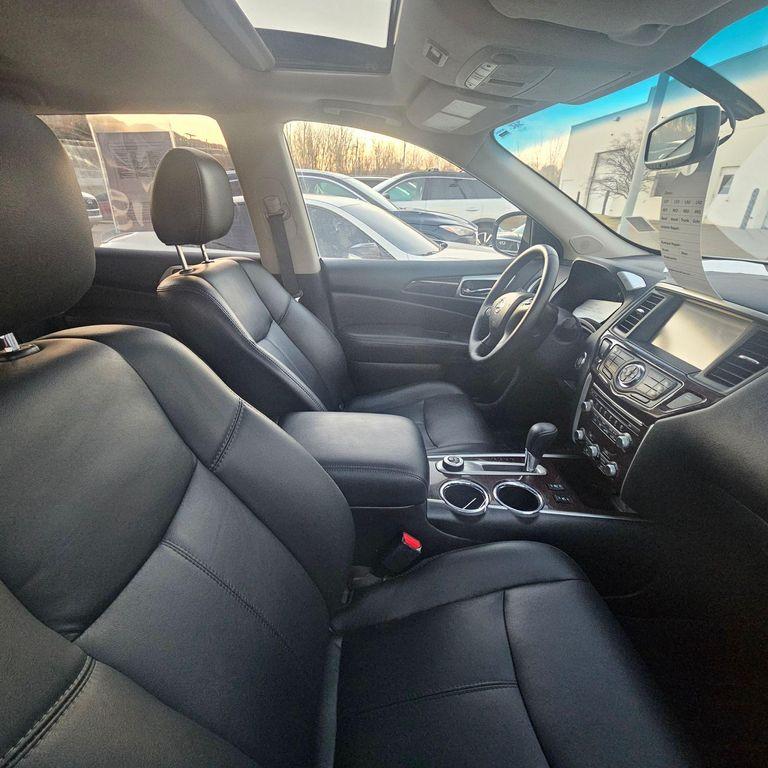 used 2015 Nissan Pathfinder car, priced at $9,886