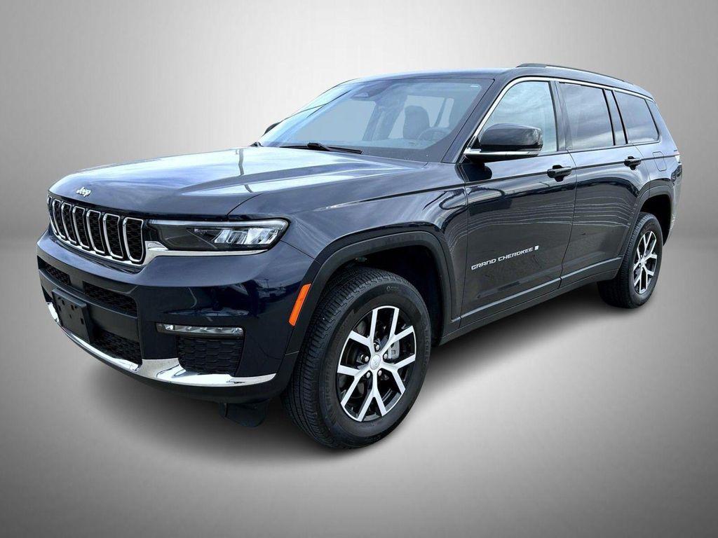 used 2024 Jeep Grand Cherokee L car, priced at $33,646