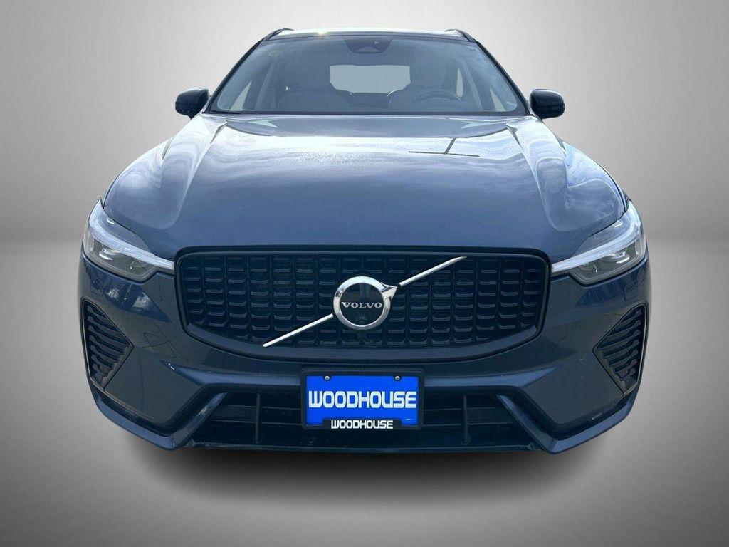 used 2023 Volvo XC60 car, priced at $29,995