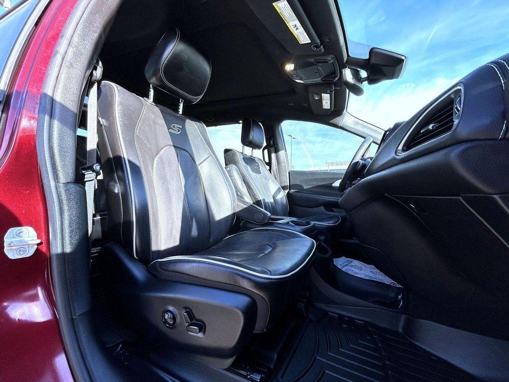 used 2020 Chrysler Pacifica car, priced at $22,245