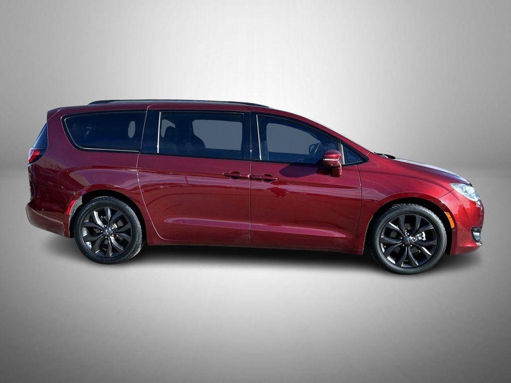 used 2020 Chrysler Pacifica car, priced at $22,245