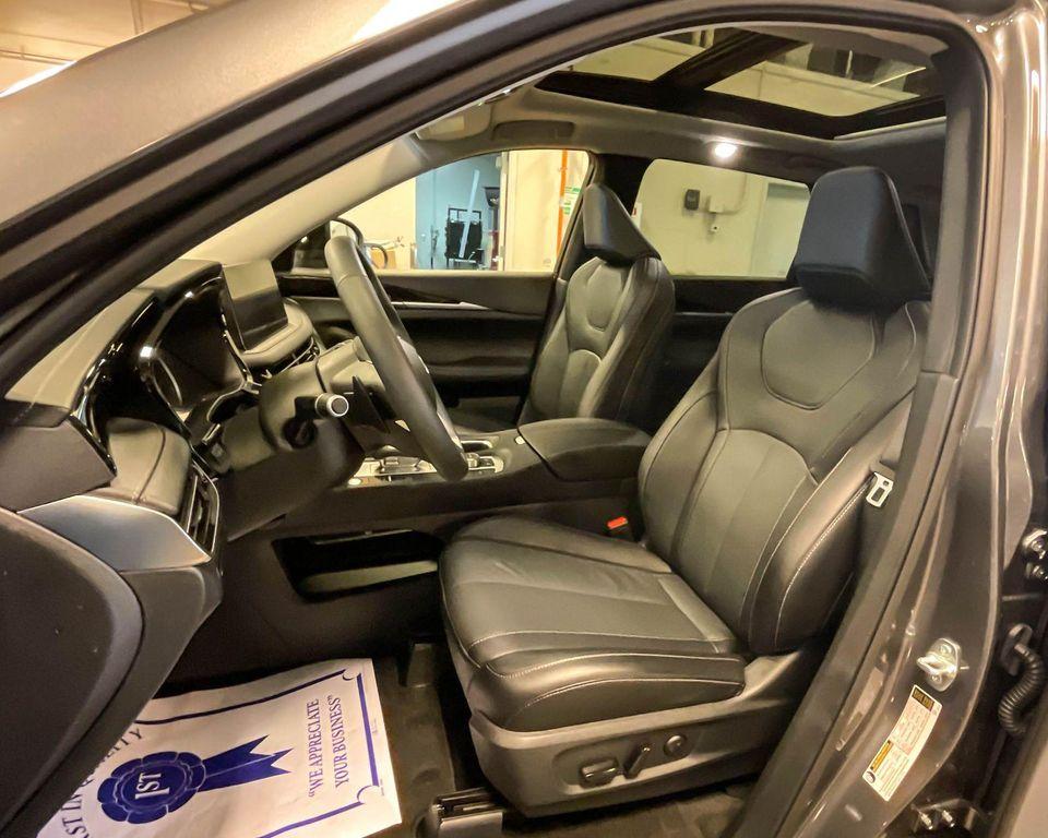 used 2025 INFINITI QX60 car, priced at $42,147