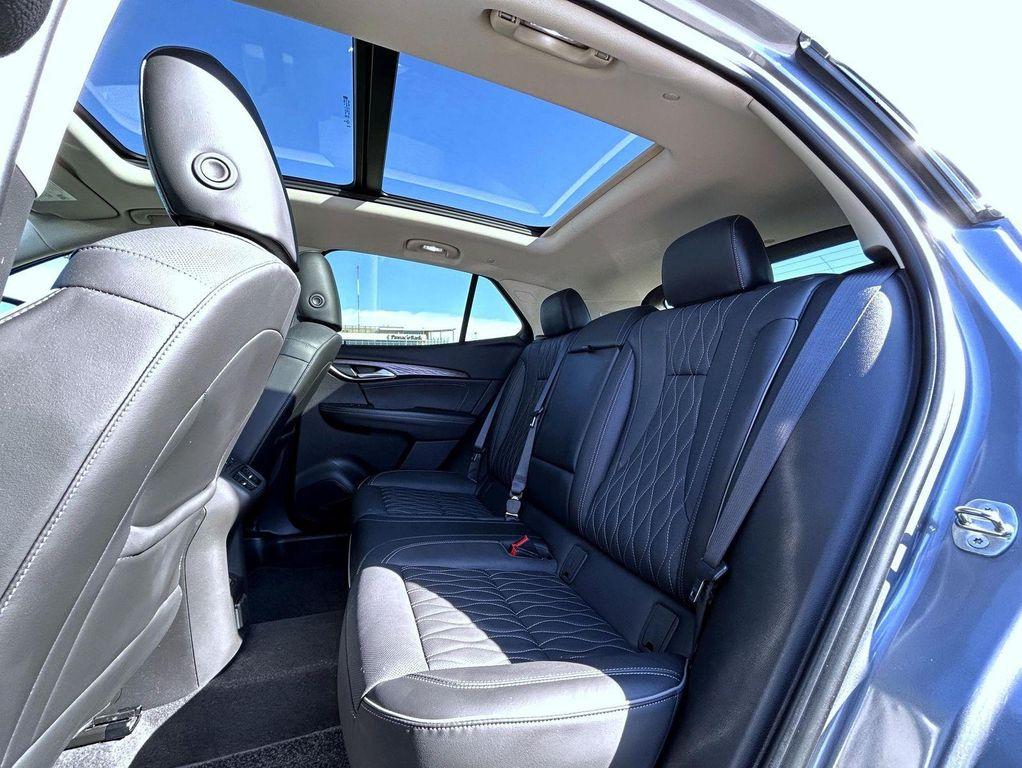 used 2021 Buick Envision car, priced at $23,404