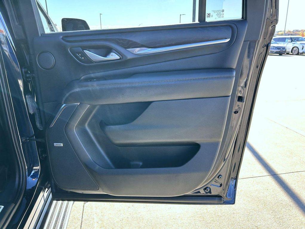 used 2022 GMC Yukon XL car, priced at $52,995