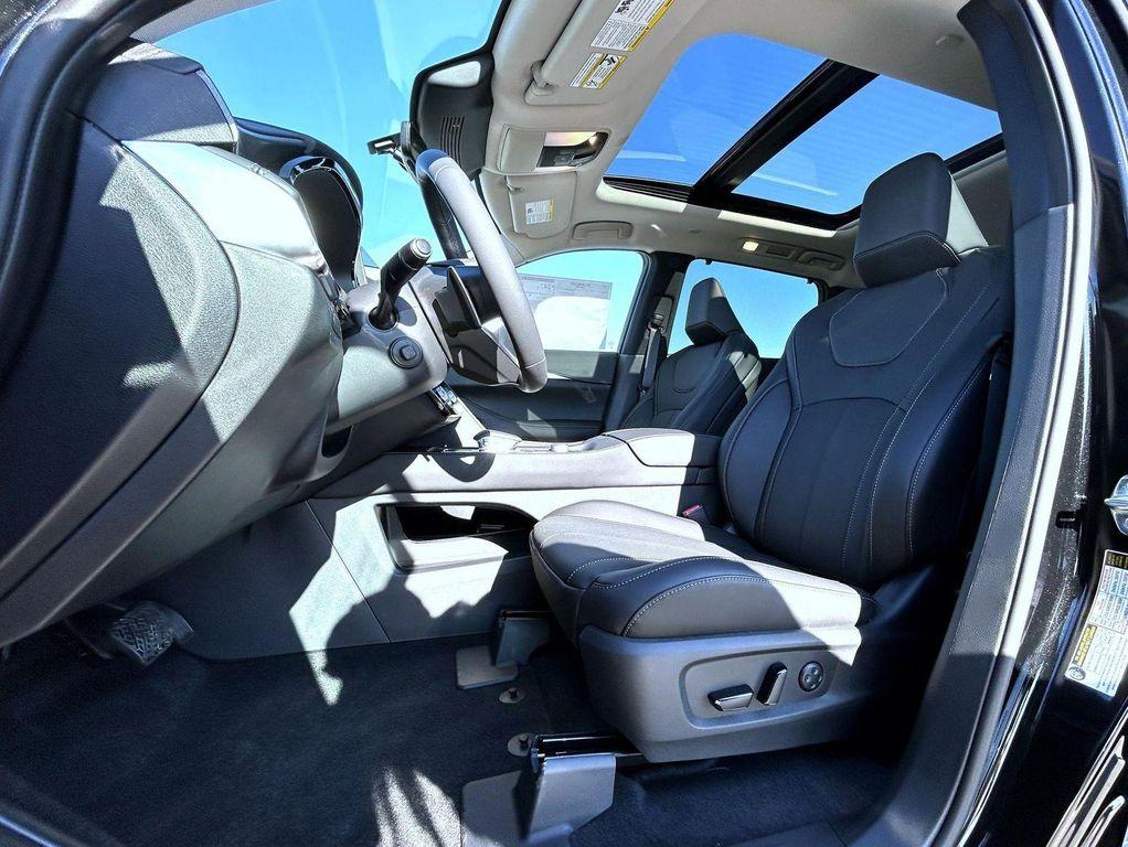 new 2026 INFINITI QX60 car, priced at $57,264