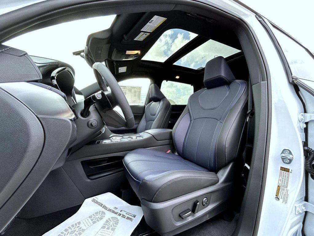 new 2026 INFINITI QX60 car, priced at $61,684