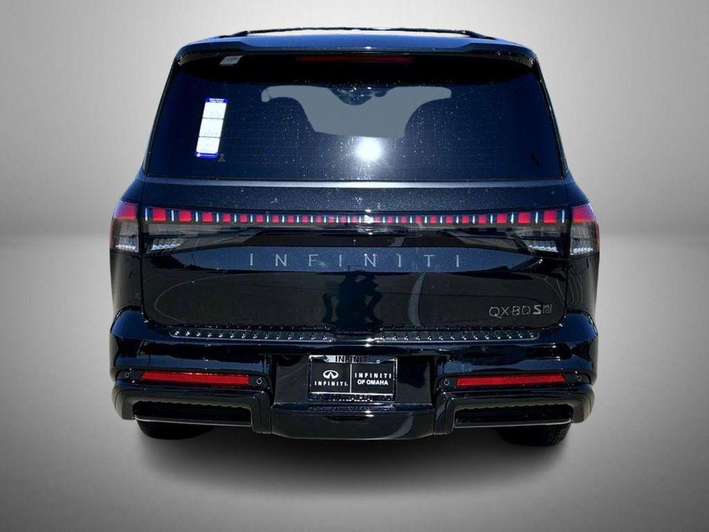 new 2026 INFINITI QX80 car, priced at $96,679