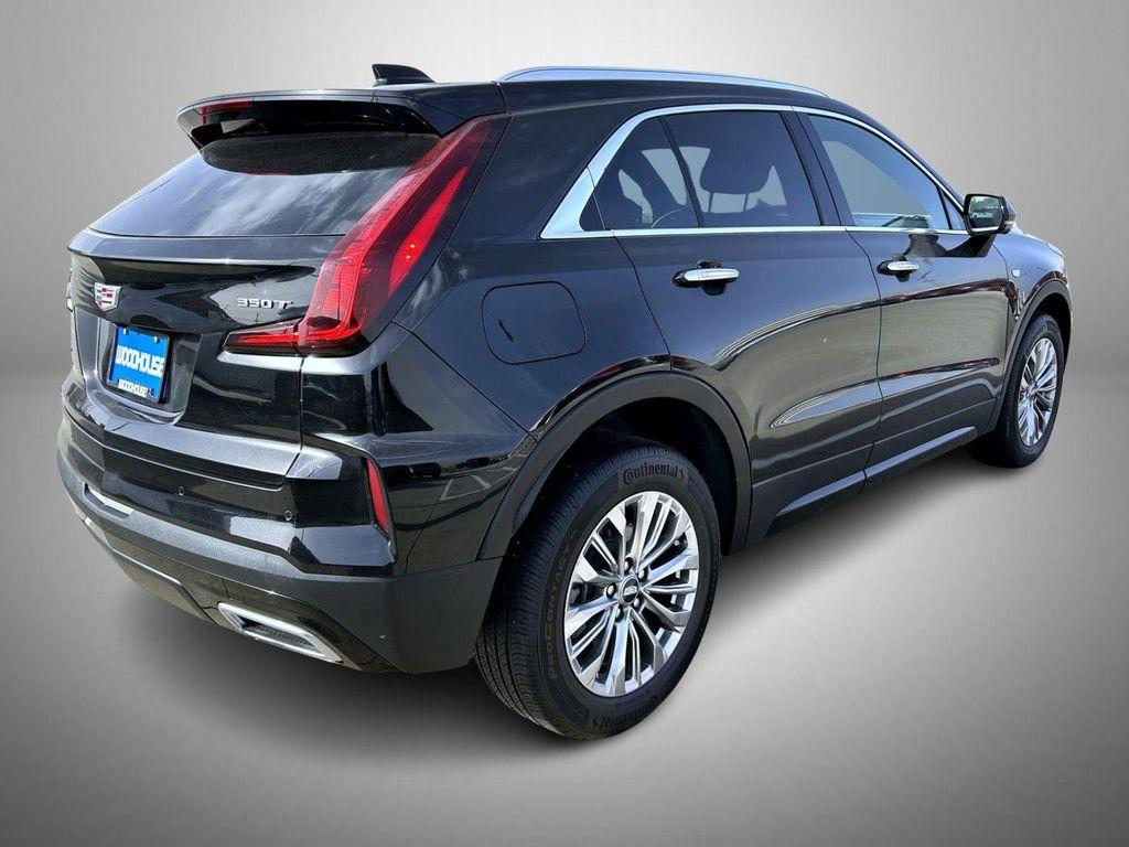 used 2025 Cadillac XT4 car, priced at $33,186
