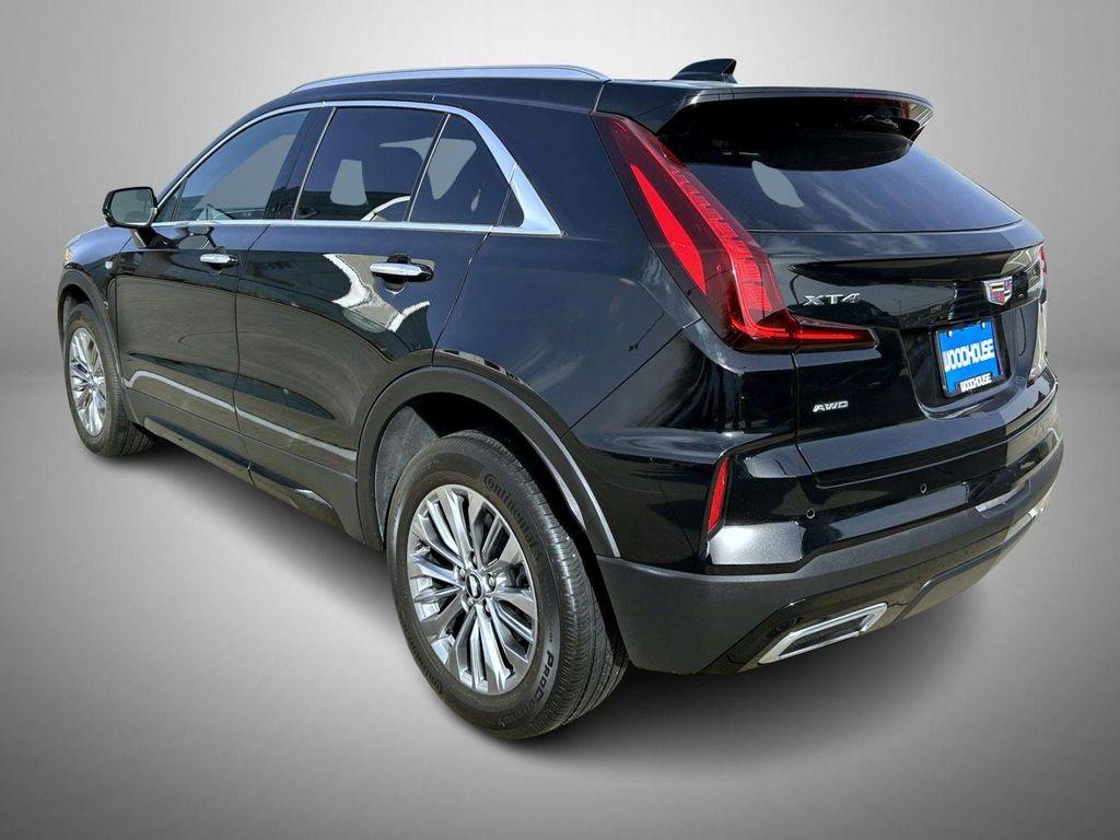 used 2025 Cadillac XT4 car, priced at $33,186