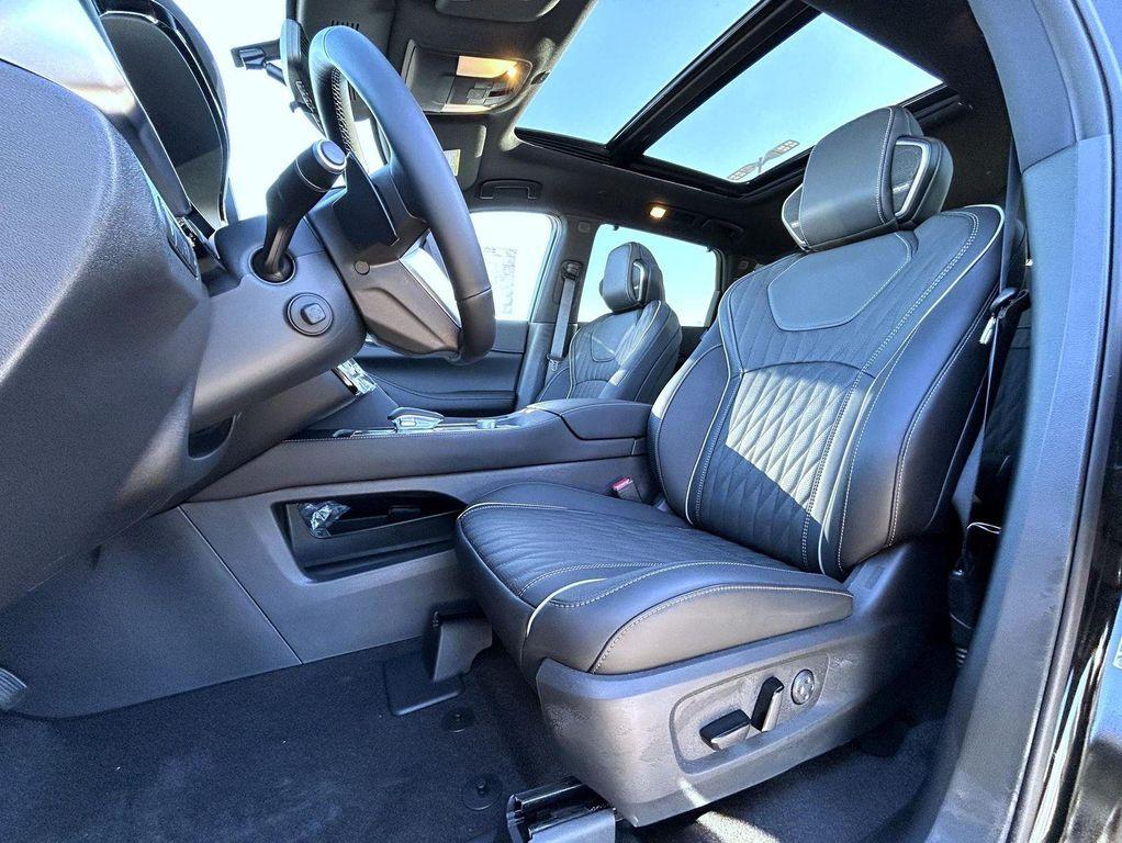 new 2026 INFINITI QX60 car, priced at $64,124