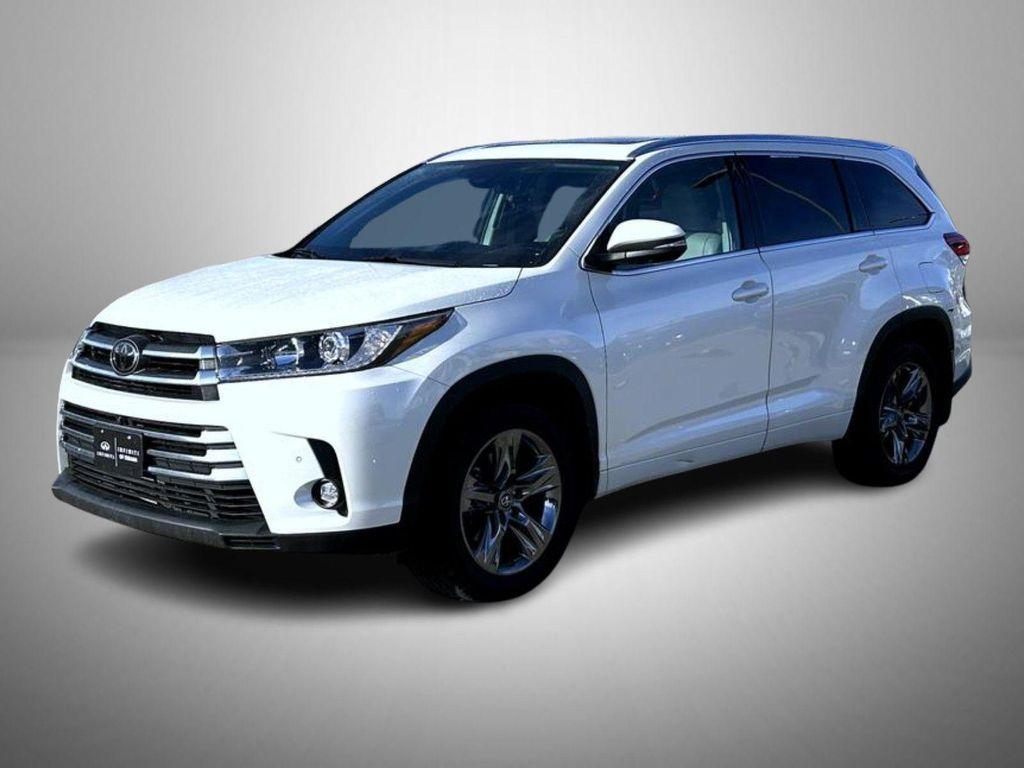 used 2019 Toyota Highlander car, priced at $28,499