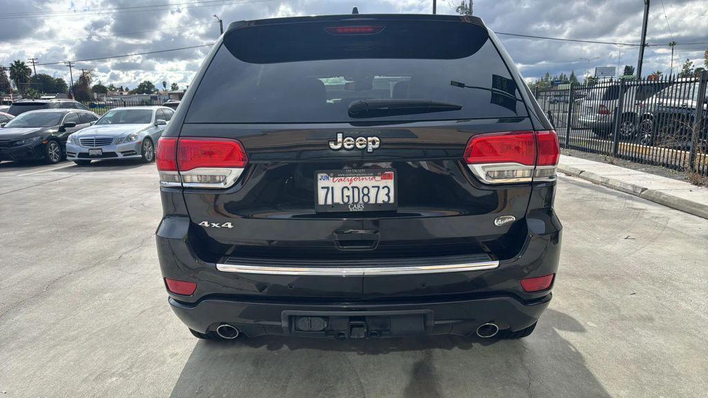 used 2015 Jeep Grand Cherokee car, priced at $12,899