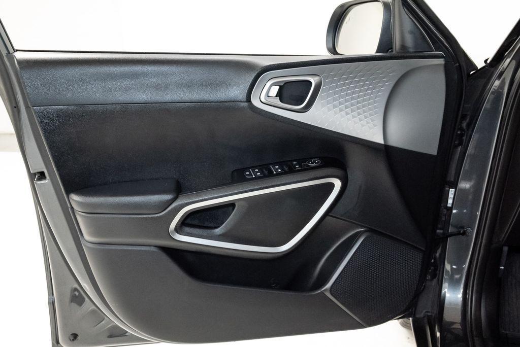 used 2024 Kia Soul car, priced at $17,407