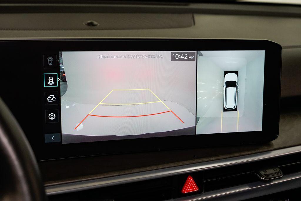 used 2024 Kia Sorento car, priced at $36,400