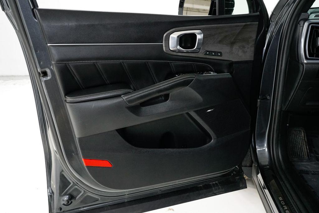 used 2024 Kia Sorento car, priced at $36,400