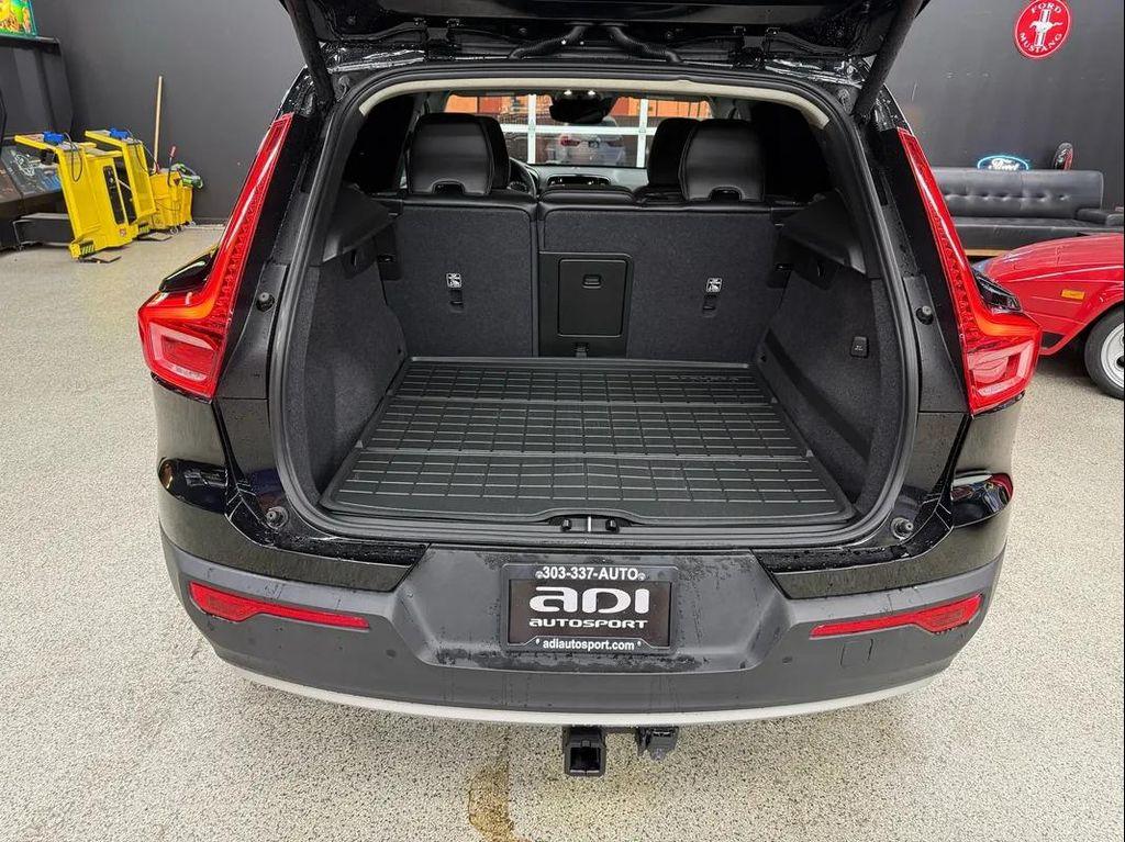 used 2019 Volvo XC40 car, priced at $18,995