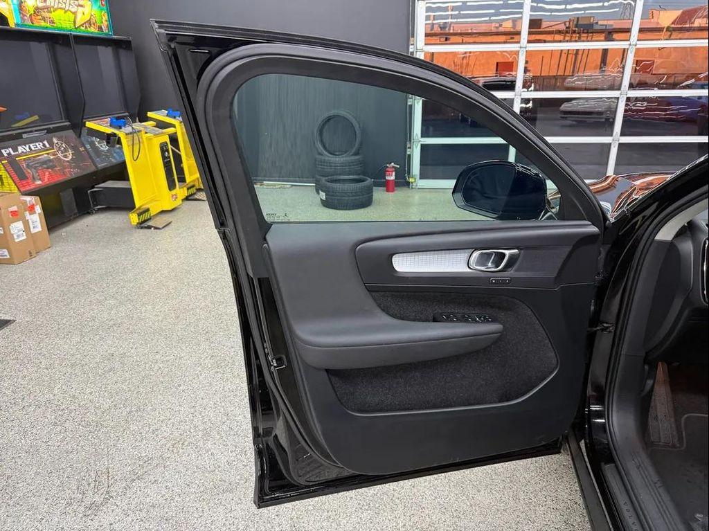 used 2019 Volvo XC40 car, priced at $18,995