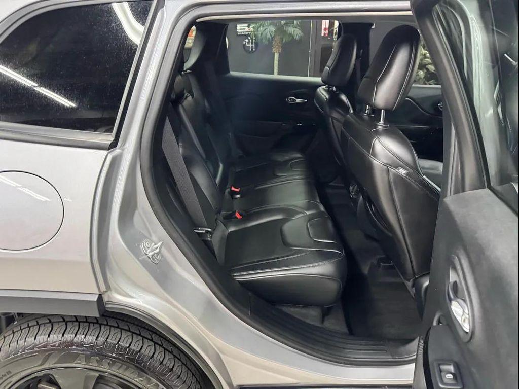 used 2019 Jeep Cherokee car, priced at $15,995