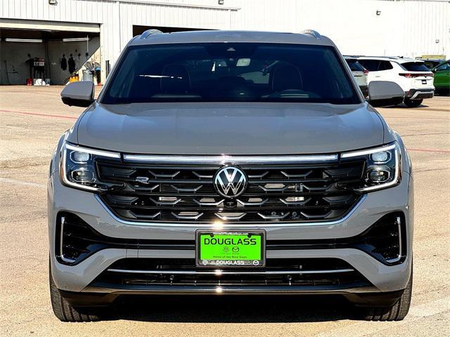 new 2026 Volkswagen Atlas Cross Sport car, priced at $52,211