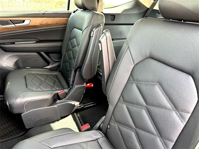 new 2026 Volkswagen Atlas car, priced at $45,726