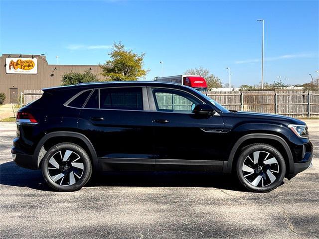 new 2026 Volkswagen Atlas Cross Sport car, priced at $42,076
