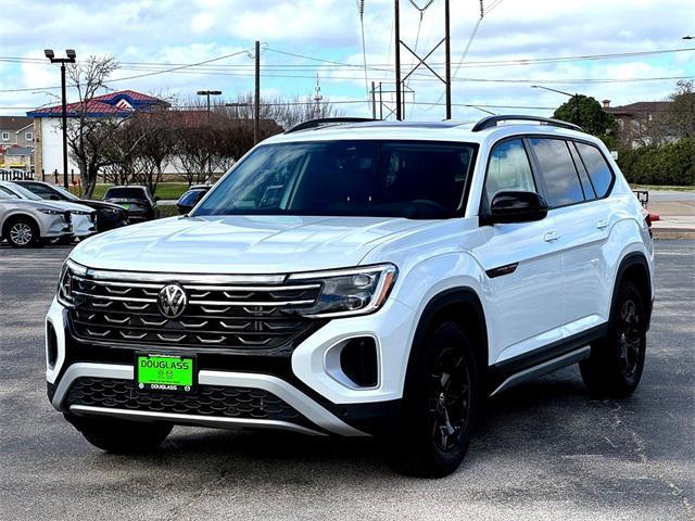 new 2026 Volkswagen Atlas car, priced at $48,021