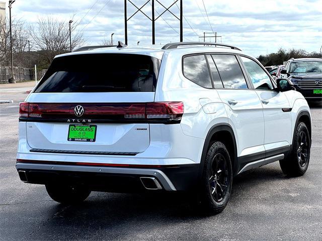 new 2026 Volkswagen Atlas car, priced at $48,021