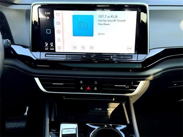 new 2026 Volkswagen Atlas Cross Sport car, priced at $46,930