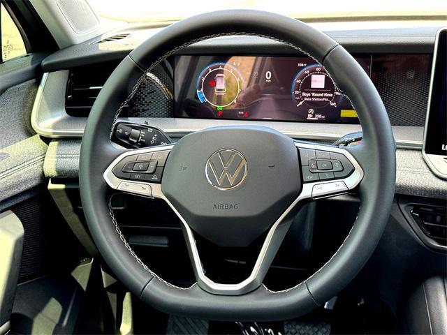 new 2025 Volkswagen Tiguan car, priced at $26,995