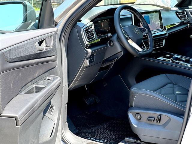 new 2026 Volkswagen Atlas Cross Sport car, priced at $42,779