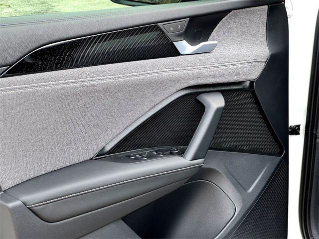 new 2026 Volkswagen Tiguan car, priced at $31,100