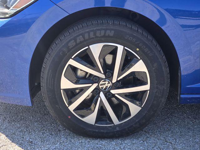 used 2024 Volkswagen Jetta car, priced at $15,613