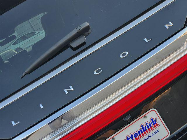 used 2021 Lincoln Navigator car, priced at $40,258