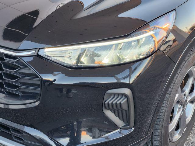 used 2023 Ford Escape car, priced at $20,900