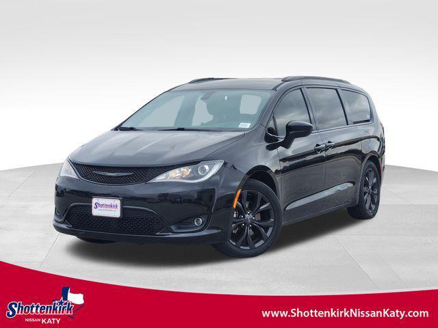 used 2020 Chrysler Pacifica car, priced at $17,955