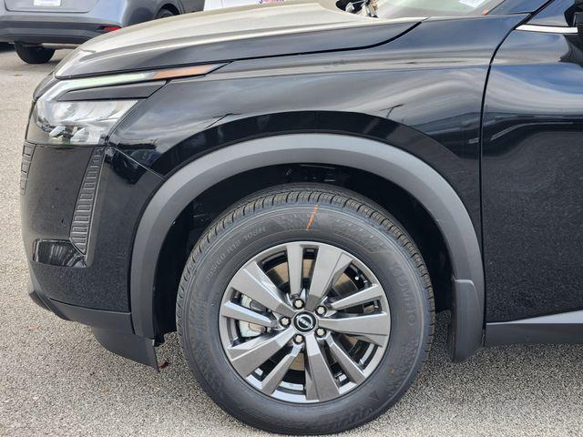new 2026 Nissan Pathfinder car, priced at $38,956
