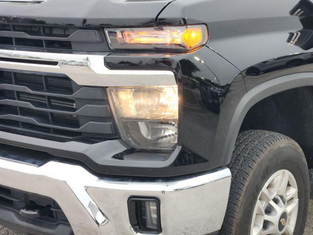 used 2025 Chevrolet Silverado 2500 car, priced at $60,589