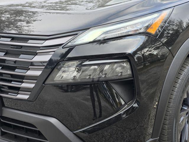 new 2026 Nissan Rogue car, priced at $27,500