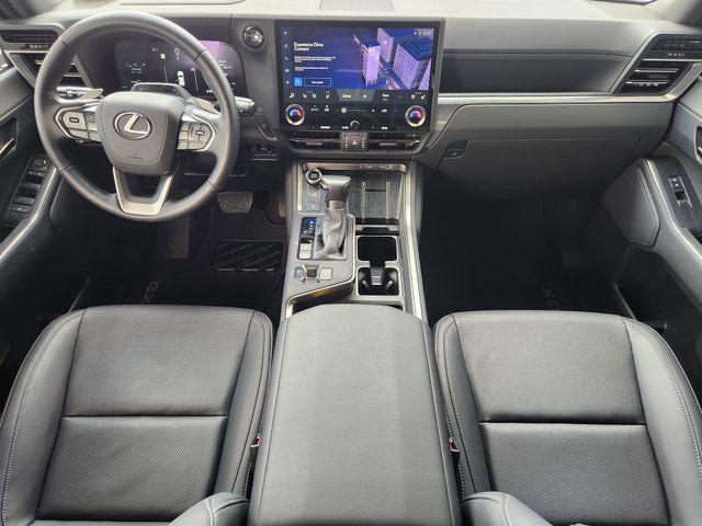 used 2025 Lexus GX 550 car, priced at $84,590