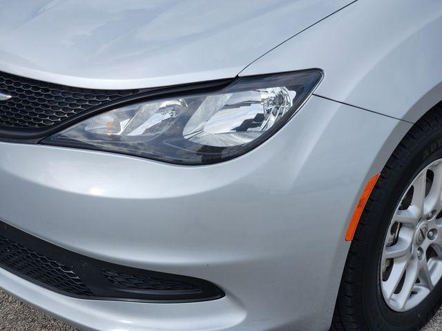 used 2024 Chrysler Pacifica car, priced at $27,478