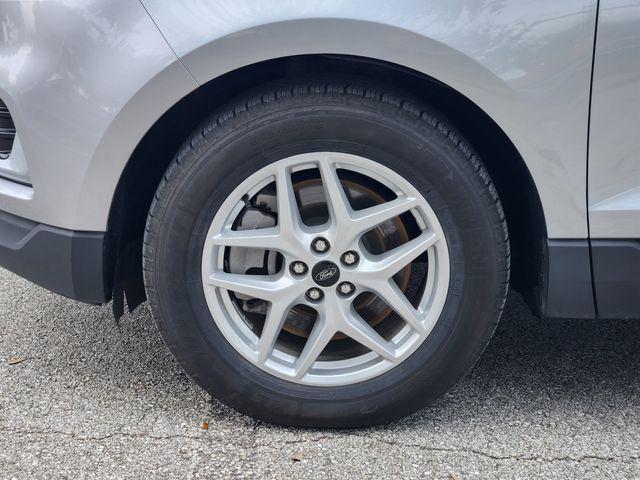 used 2024 Ford Edge car, priced at $17,762