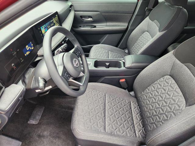 new 2025 Nissan Kicks car, priced at $25,440