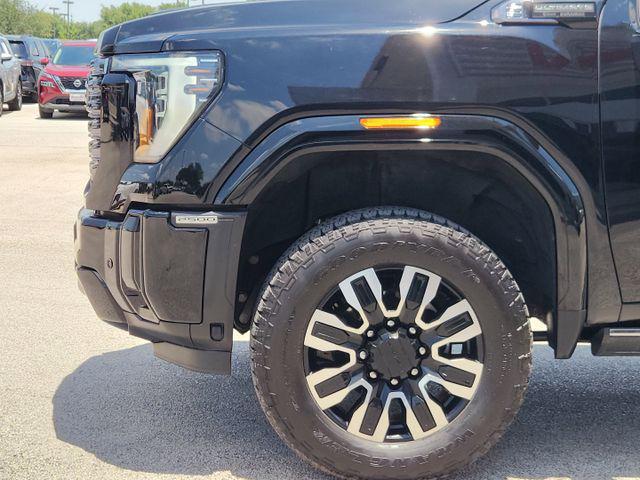 used 2025 GMC Sierra 2500 car, priced at $80,203
