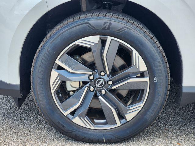 new 2025 Nissan Murano car, priced at $45,629