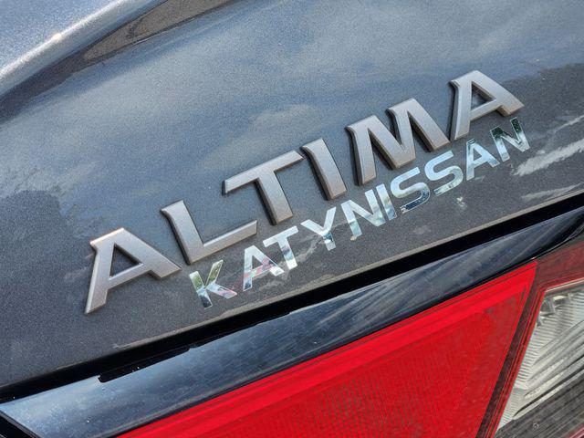 new 2025 Nissan Altima car, priced at $22,300