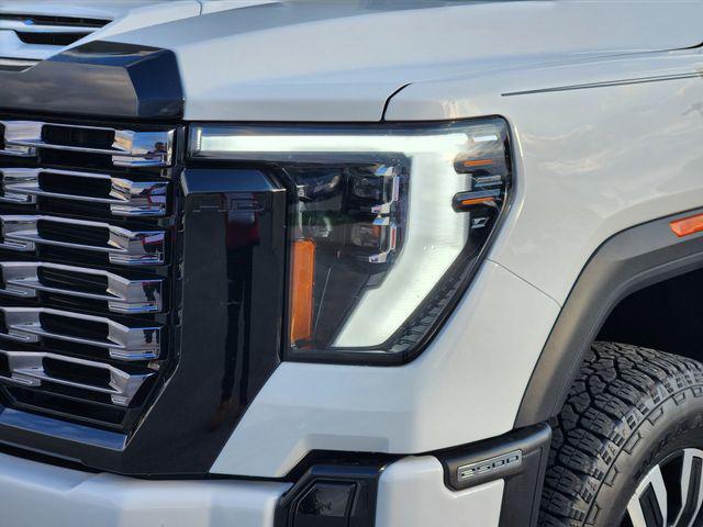 used 2025 GMC Sierra 2500 car, priced at $89,573