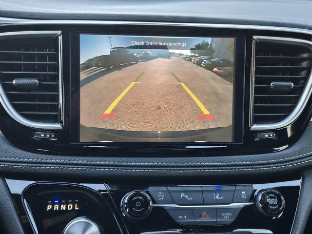 used 2025 Chrysler Pacifica car, priced at $33,503