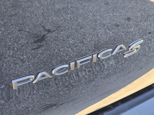 used 2025 Chrysler Pacifica car, priced at $33,503