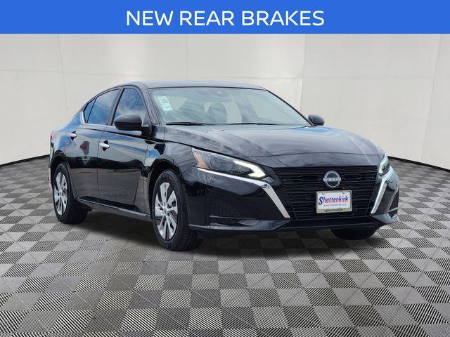 new 2025 Nissan Altima car, priced at $22,000